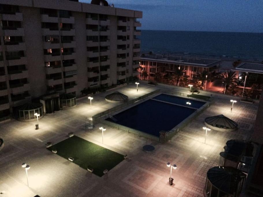 Apartamento Frente Al Mar En Playa Patacona Valencia Exterior photo