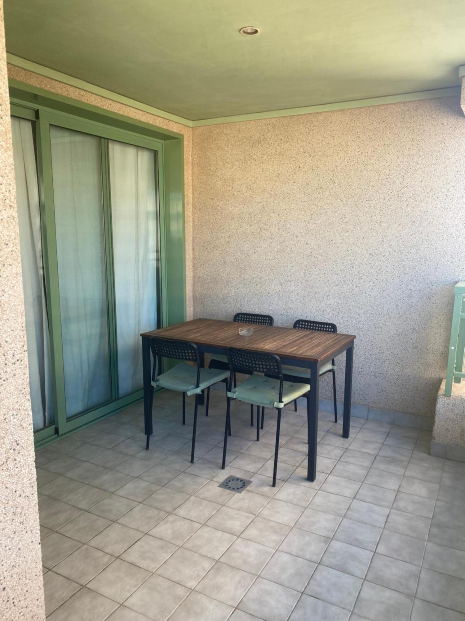 Apartamento Frente Al Mar En Playa Patacona Valencia Exterior photo